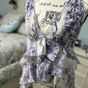 Urban Outfitters Blue and White Sleeveless Ruffled Blouse